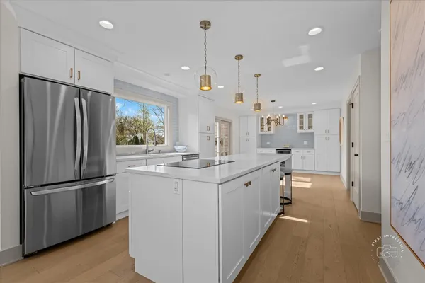 $785,000 | 826 South Charles Avenue, Naperville, IL 60540