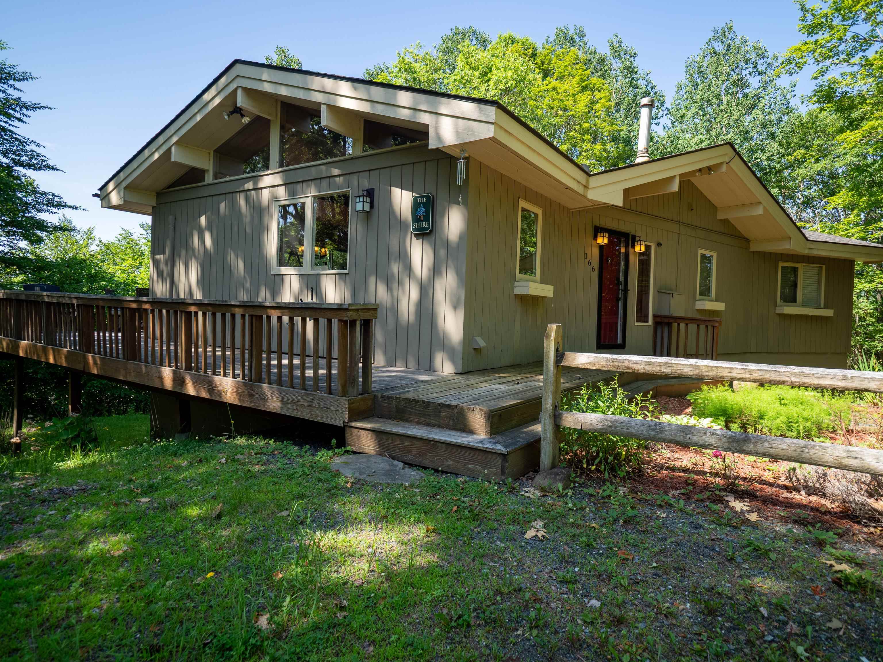 166 Robbins Hill Lane Hartford, VT 05059 - Photo 36 of 39