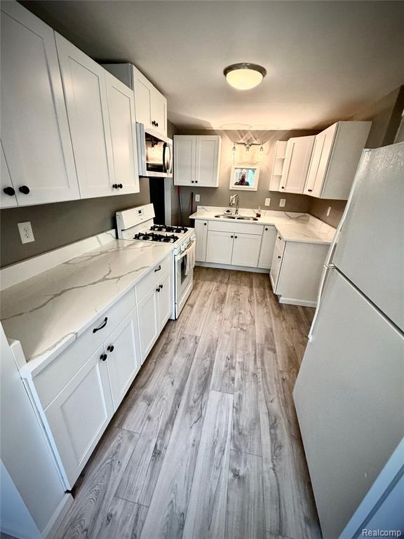 50730 Fairchild Road New Baltimore, MI 48051 - Photo 15 of 55