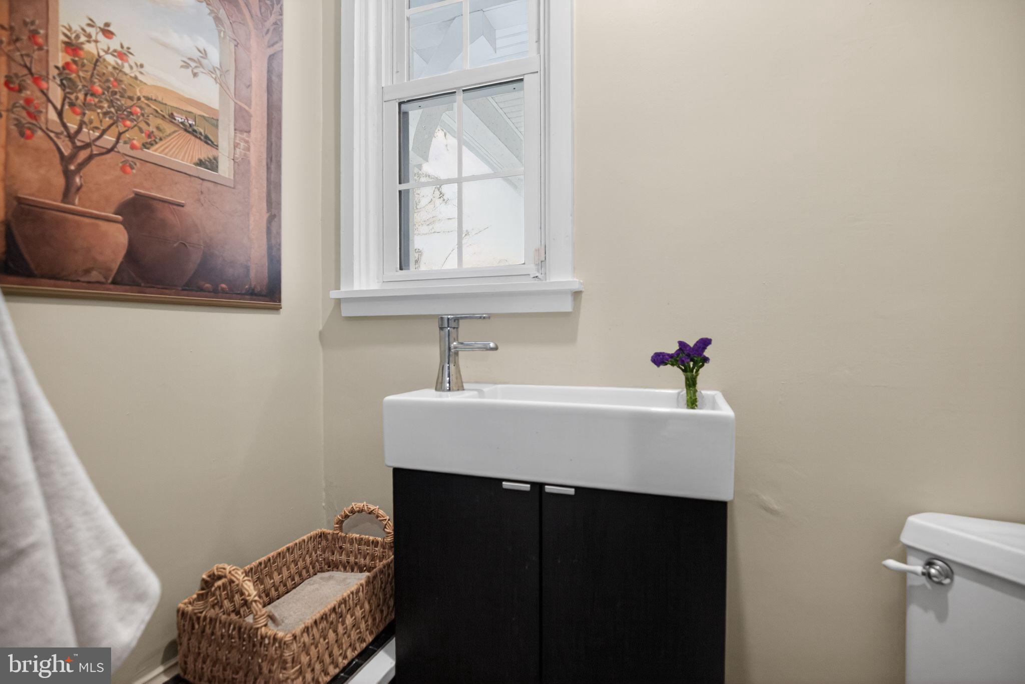 221 North Bent Road Wyncote, PA 19095 - Photo 20 of 42 Powder Room