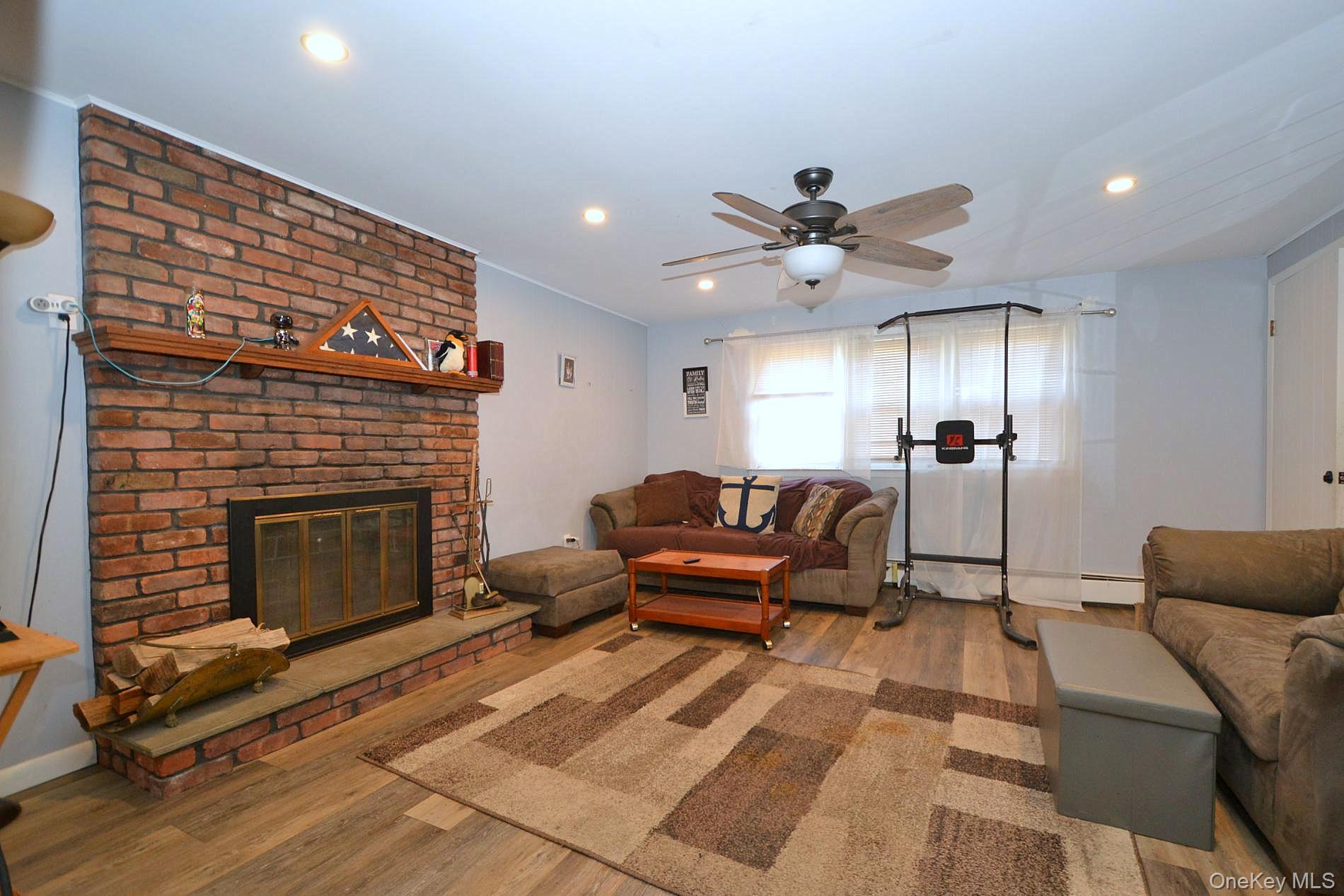 254 Dare Road Selden, NY 11784 - Photo 6 of 11