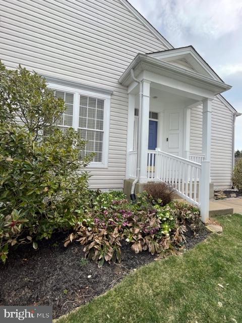 405 High Earls Road Westminster, MD 21158 - Photo 11 of 71 Door just painted. Greet spring landscaping!