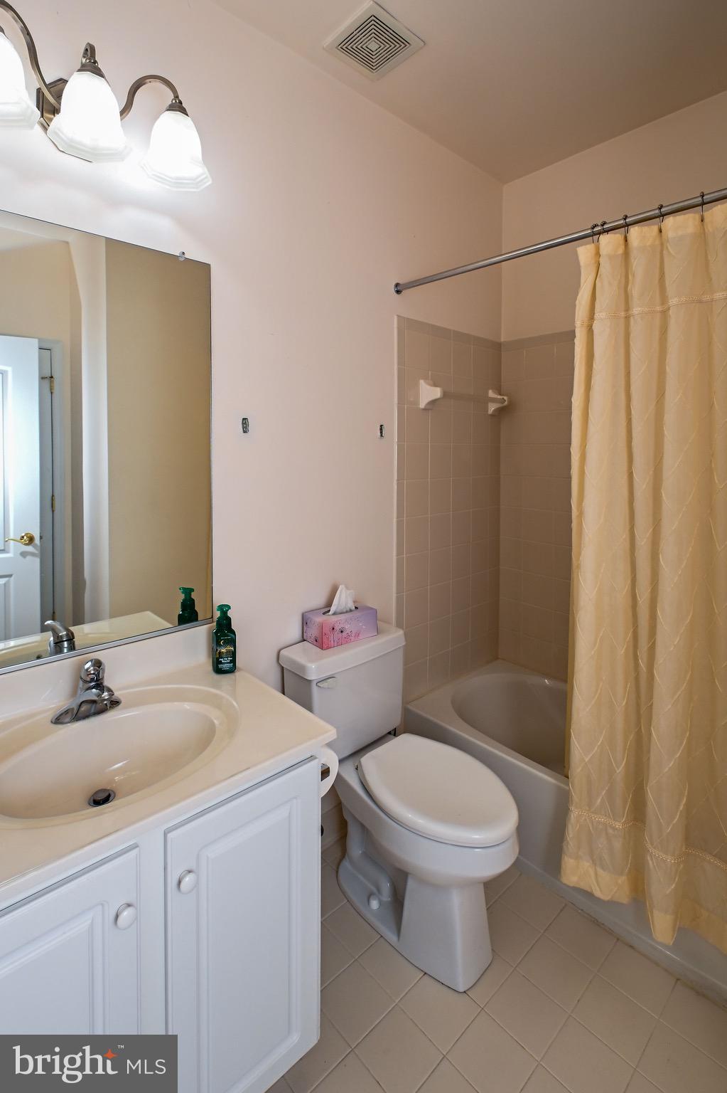 405 High Earls Road Westminster, MD 21158 - Photo 56 of 71 2nd bath with tub/shower