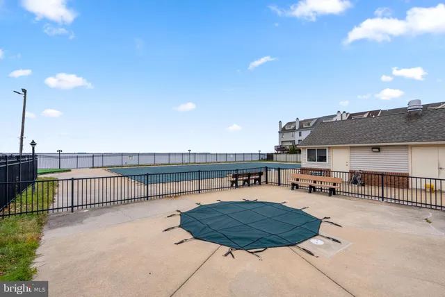 $369,900 | 1346 Waterway Court, Unit 186, Curtis Bay, MD 21226