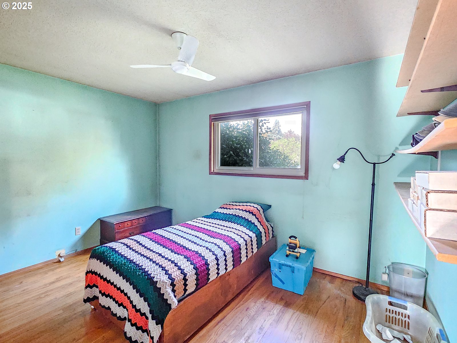 7750 North Decatur Street Portland, OR 97203 - Photo 18 of 28 a bedroom with bed and window