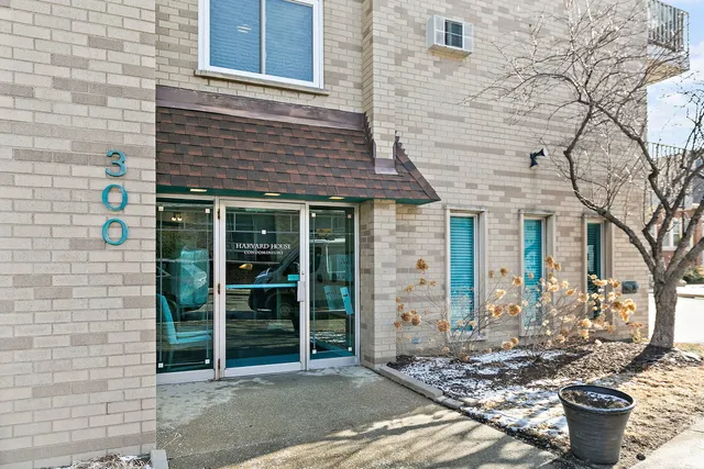$165,000 | 300 Circle Avenue, Unit 5G, Forest Park, IL 60130