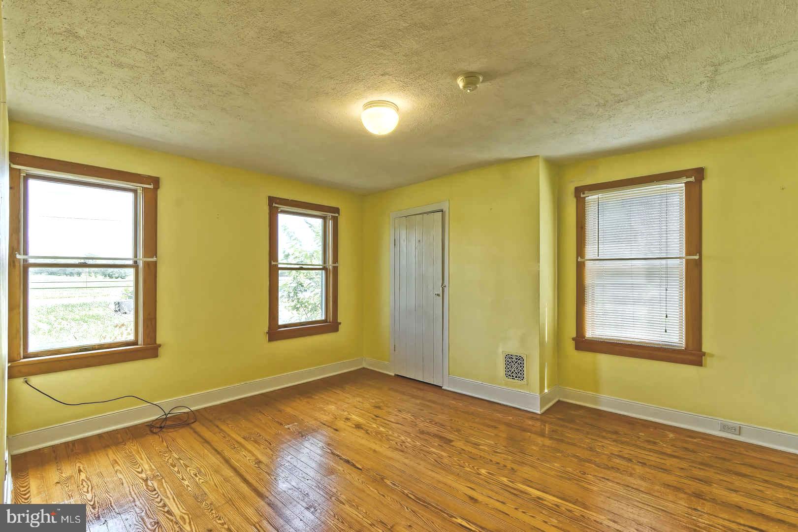409 Cohansey Friesburg Road Alloway, NJ 08318 - Photo 20 of 25 Bright and cheery Bedrooms