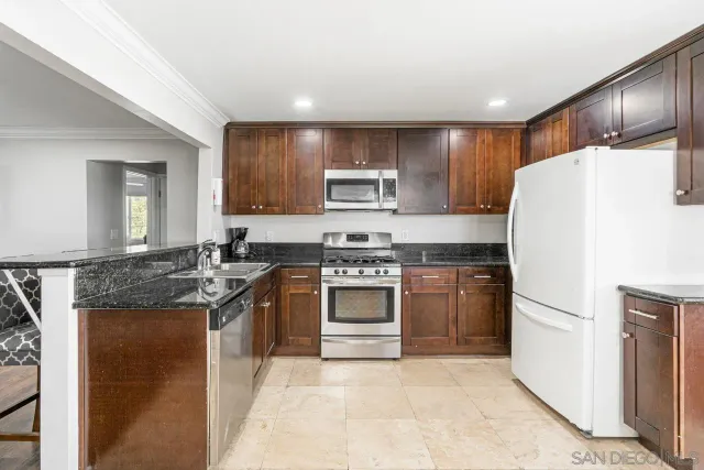 $4,495 | 6316 Skyline Drive, San Diego, CA 92114