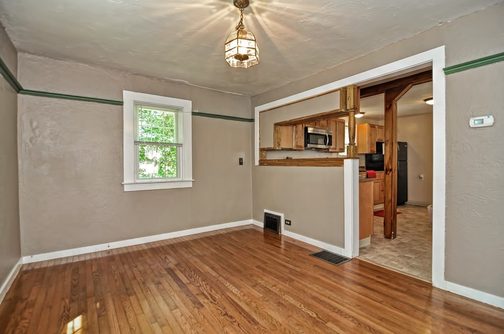 73 Appleton Circle Fitchburg, MA 01420 - Photo 12 of 29