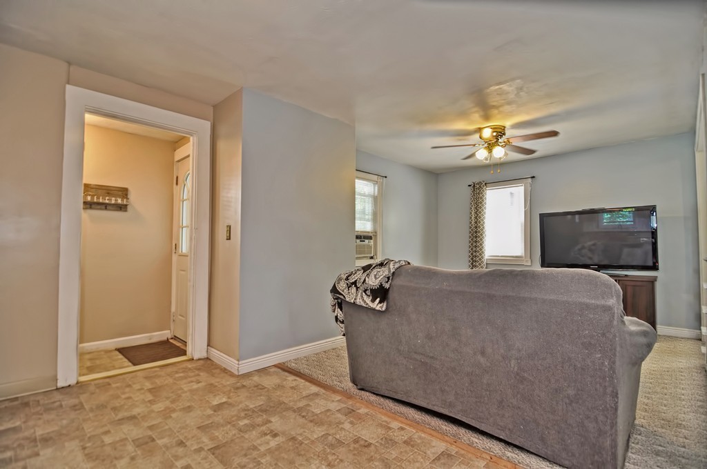 73 Appleton Circle Fitchburg, MA 01420 - Photo 17 of 29