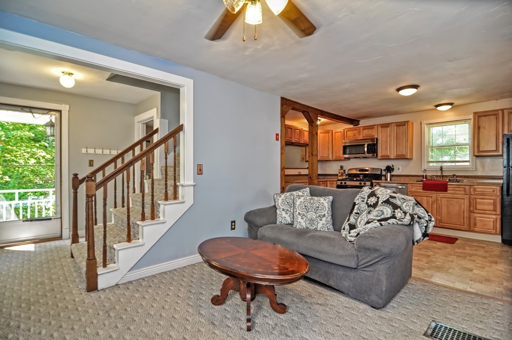 73 Appleton Circle Fitchburg, MA 01420 - Photo 19 of 29