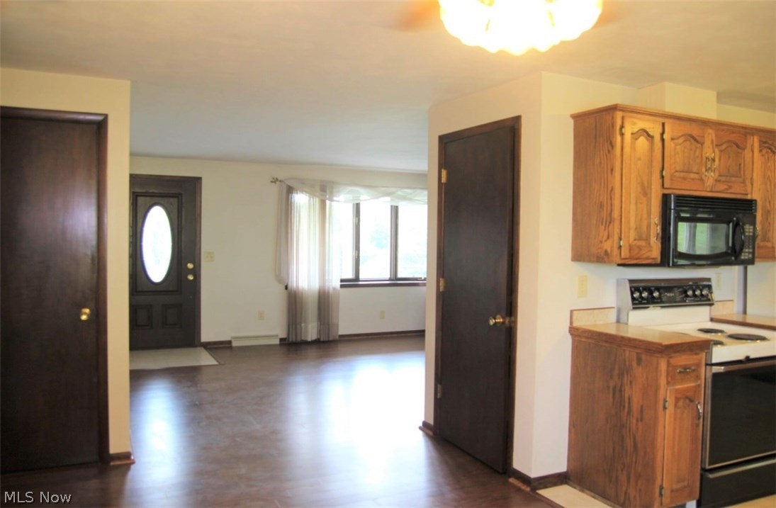 8079 Goodrich Road Southwest Navarre, OH 44662 - Photo 12 of 32 Gallery Image 12