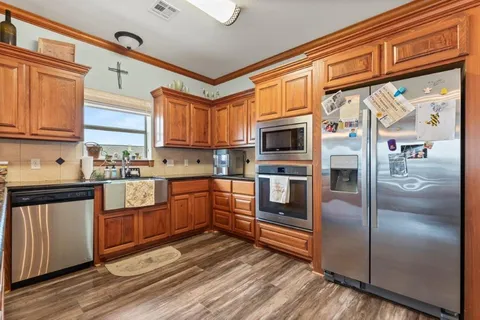 $650,000 | 36 River Road, Lake Charles, LA 70601