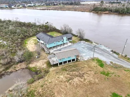$650,000 | 36 River Road, Lake Charles, LA 70601