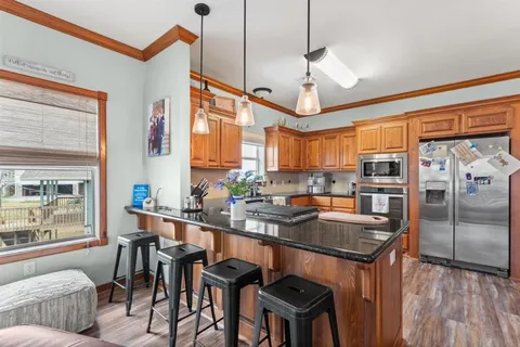 $650,000 | 36 River Road, Lake Charles, LA 70601