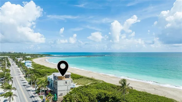$3,950,000 | 422 South Ocean Drive, Hutchinson Island, FL 34949