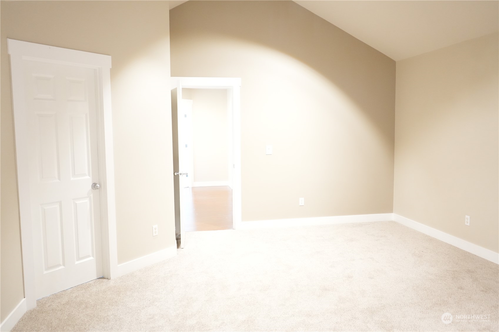 23629 97th Avenue South Kent, WA 98031 - Photo 23 of 37 Gallery Image 23