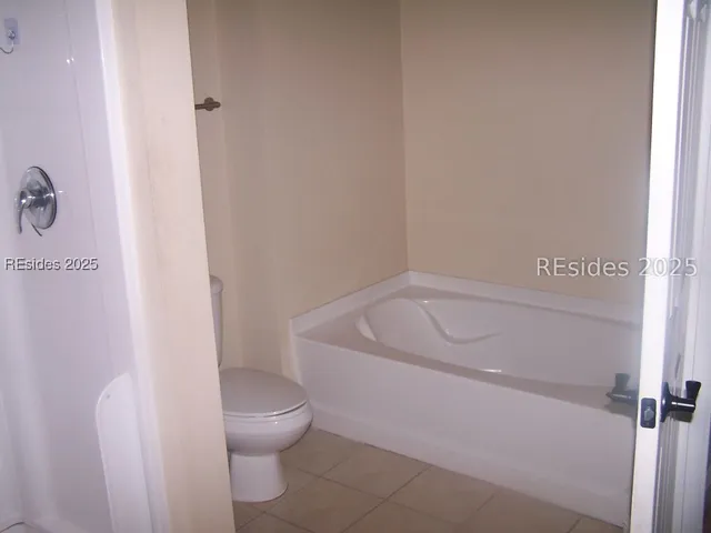 $2,750 | 82 Cassandra Lane, Unit A, Bluffton, SC 29910