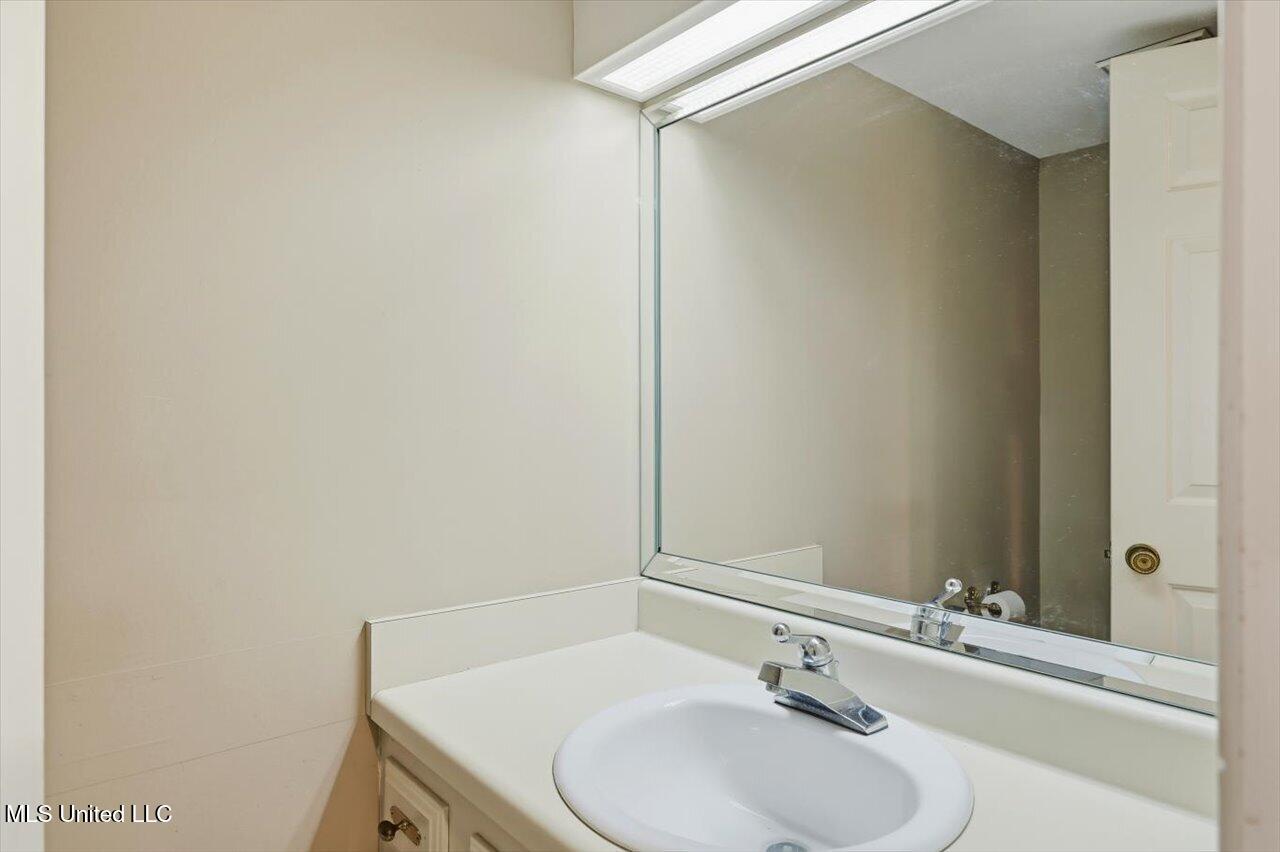 157 Dyke Road, Unit 26 Ridgeland, MS 39157 - Photo 12 of 30 11-157 Dyke Rd unit #26 _ Home Tours MS