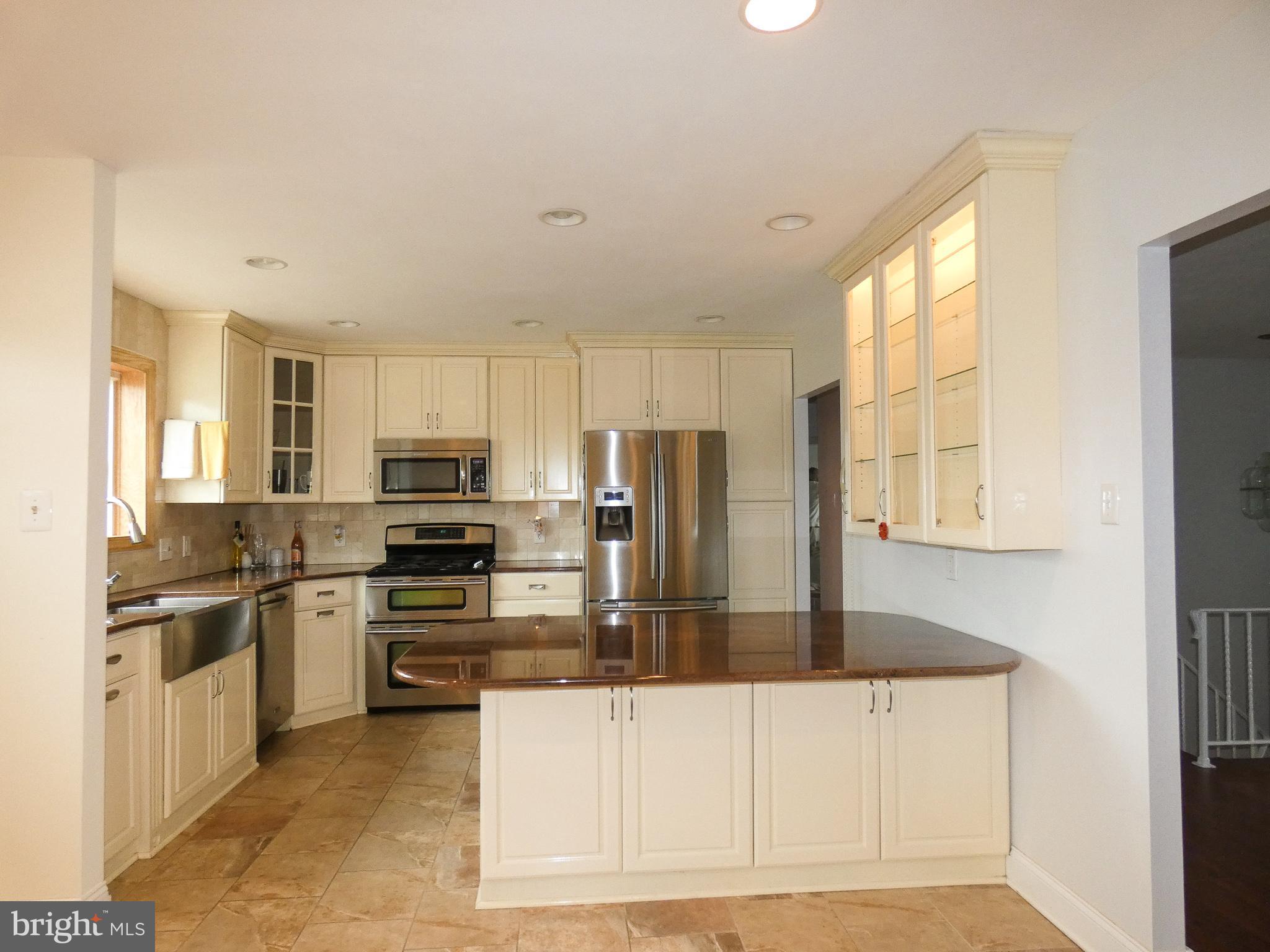 46 Lincoln Drive Laurel Springs, NJ 08021 - Photo 11 of 56