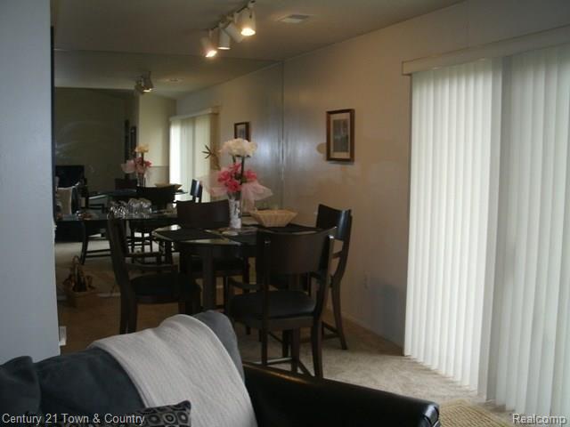 27460 Evergreen Road Lathrup Village, MI 48076 - Photo 12 of 19