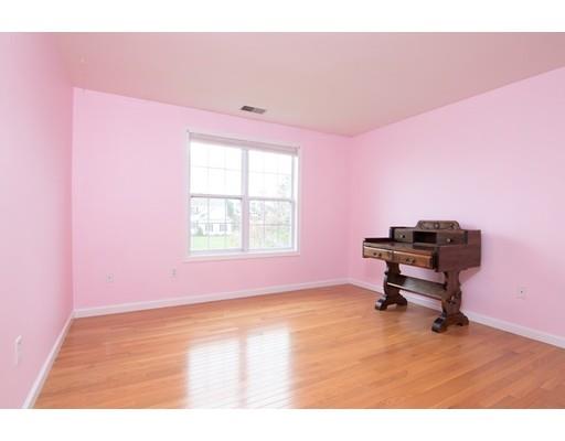 414 Raymond Road Plymouth, MA 02360 - Photo 13 of 24 Gallery Image 13