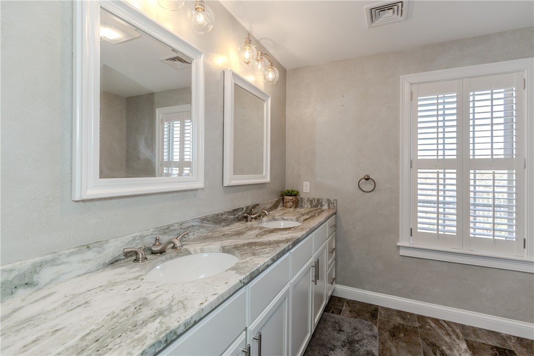 80 Conley Avenue, Unit 5 Cranston, RI 02921 - Photo 25 of 40