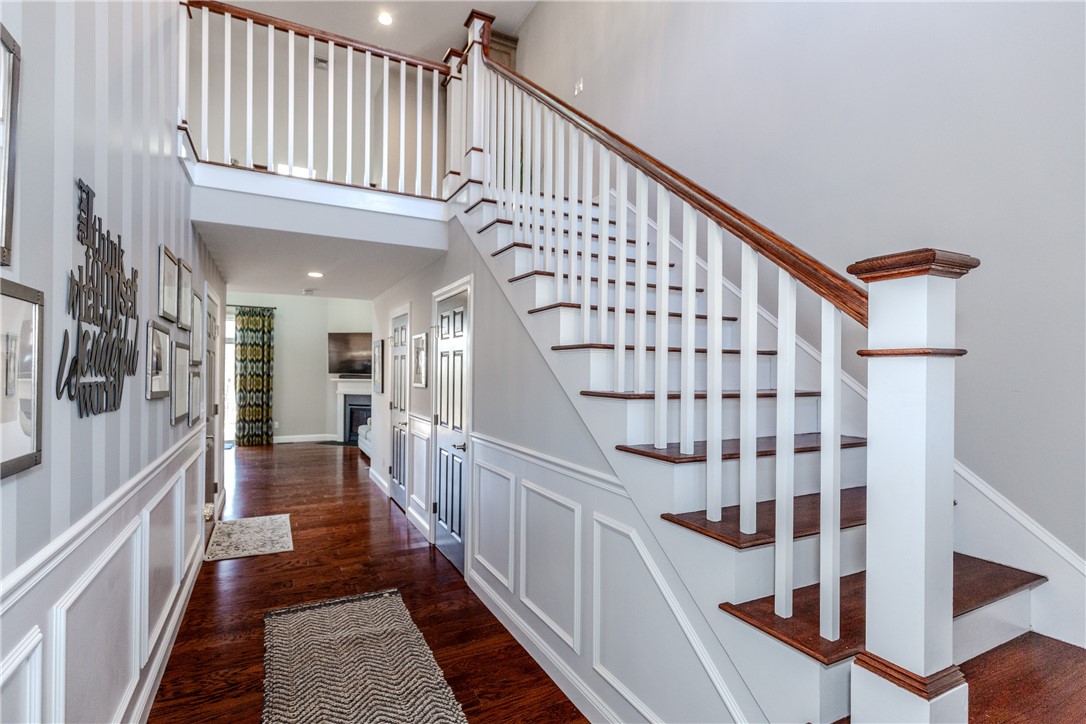 80 Conley Avenue, Unit 5 Cranston, RI 02921 - Photo 3 of 40