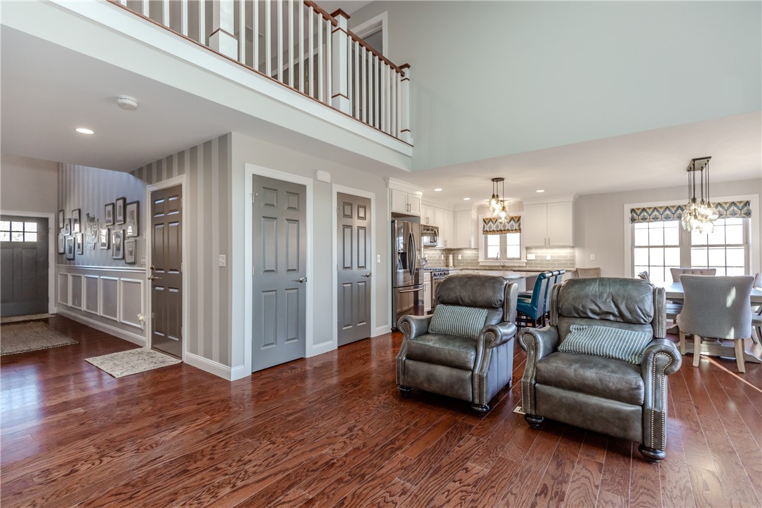 80 Conley Avenue, Unit 5 Cranston, RI 02921 - Photo 4 of 40