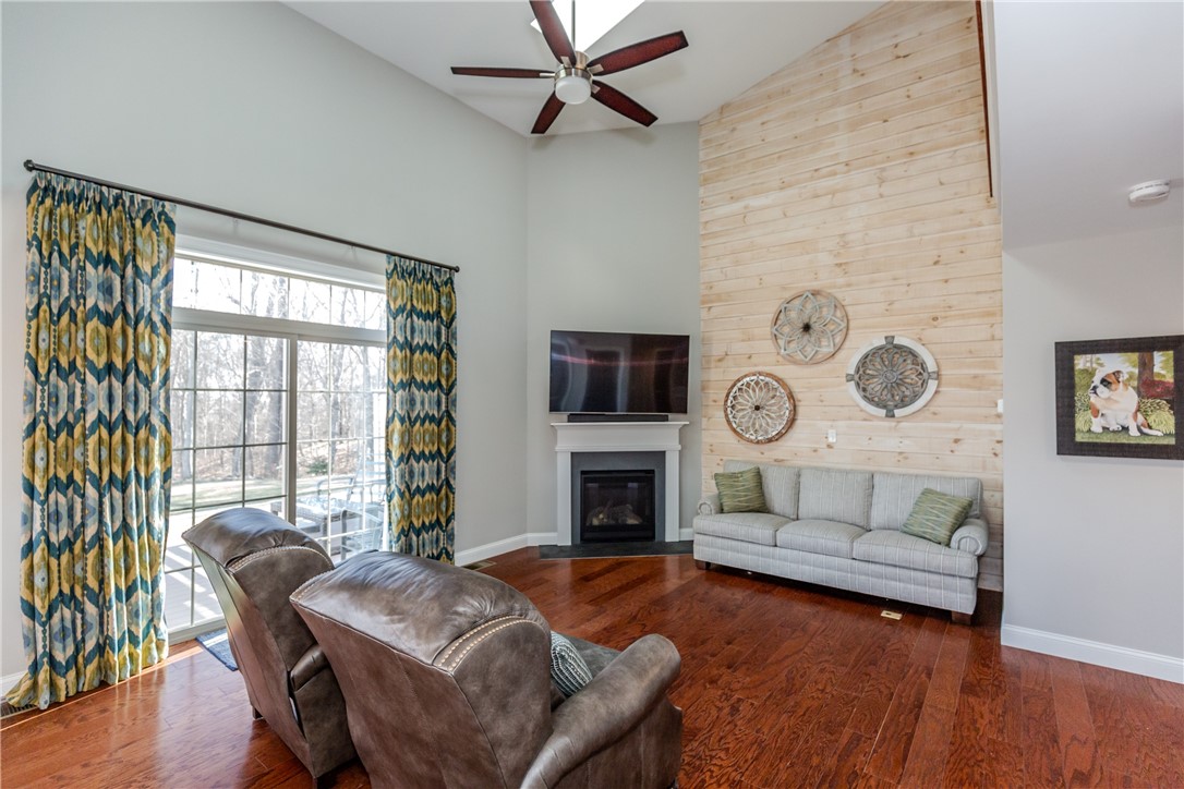 80 Conley Avenue, Unit 5 Cranston, RI 02921 - Photo 6 of 40