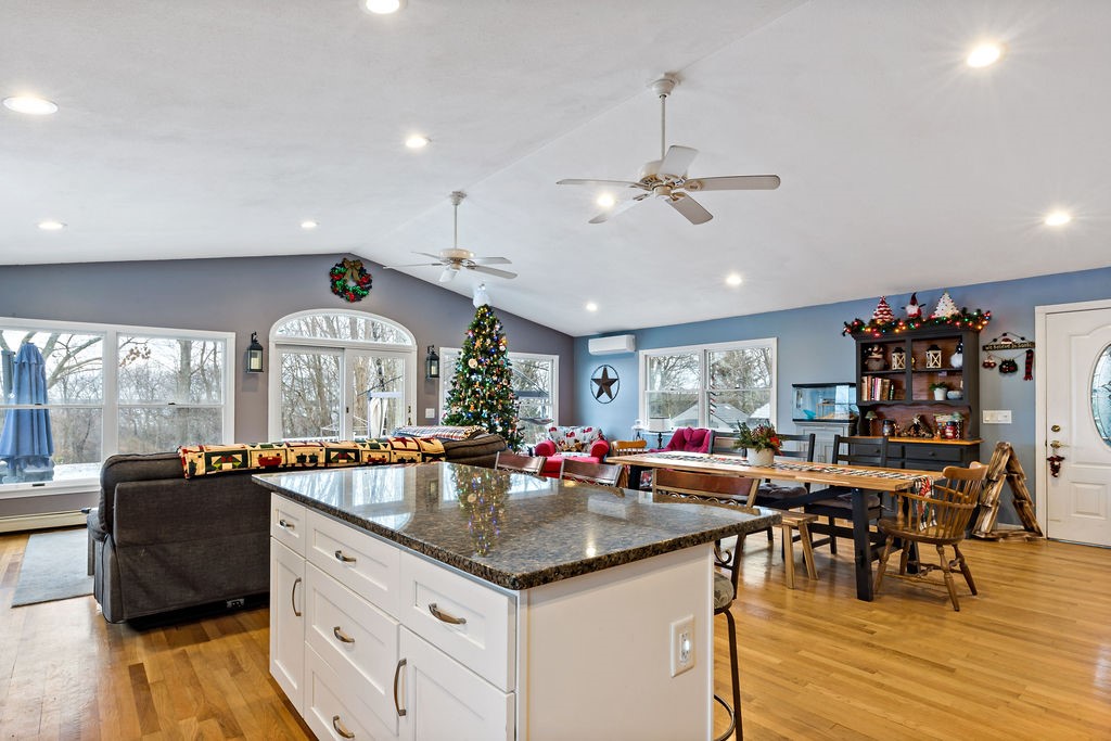 12 Lane 6 Warwick, RI 02888 - Photo 12 of 28