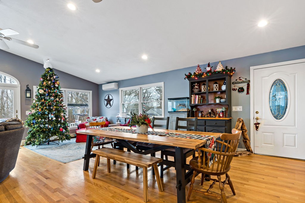 12 Lane 6 Warwick, RI 02888 - Photo 13 of 28