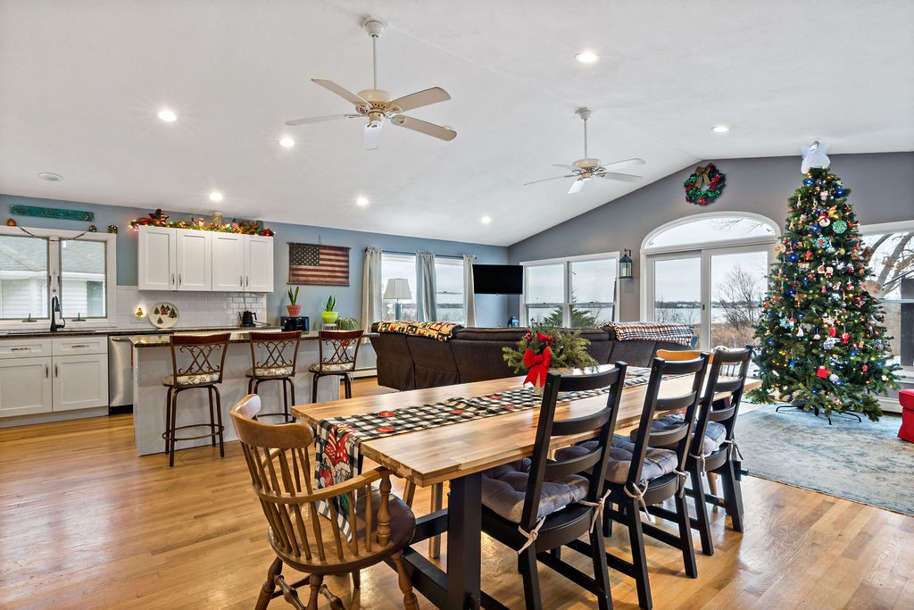 12 Lane 6 Warwick, RI 02888 - Photo 14 of 28