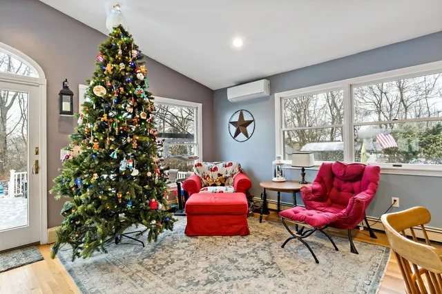 $499,900 | 12 Lane 6, Warwick, RI 02888