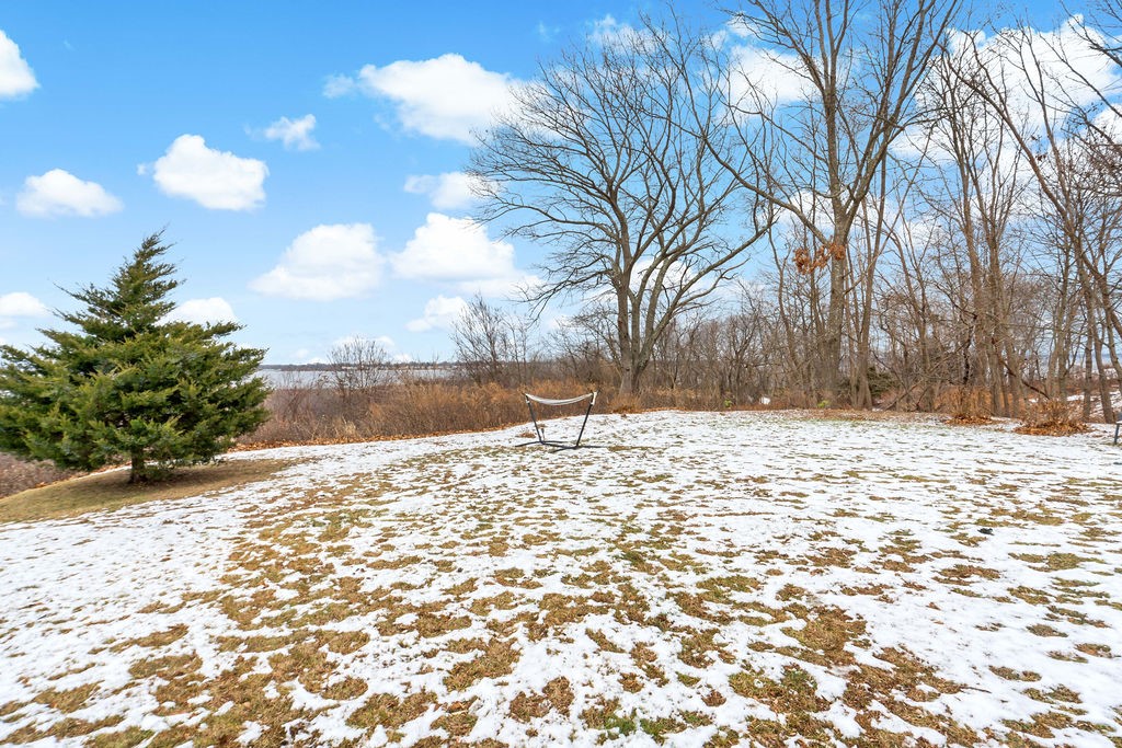 12 Lane 6 Warwick, RI 02888 - Photo 4 of 28