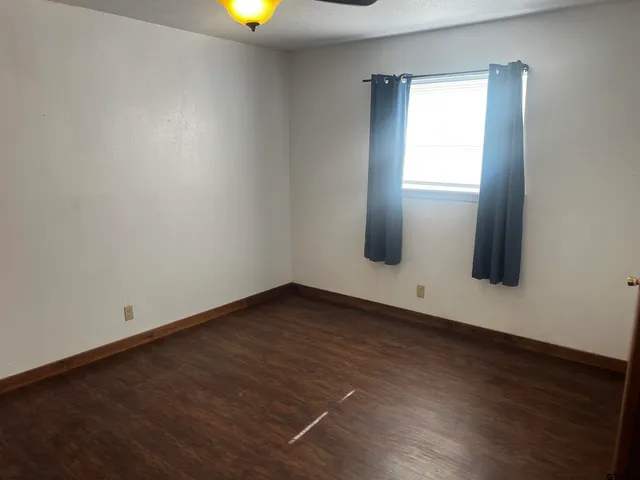 $1,800 | 20326 Farm To Market Road 1804, Lindale, TX 75771