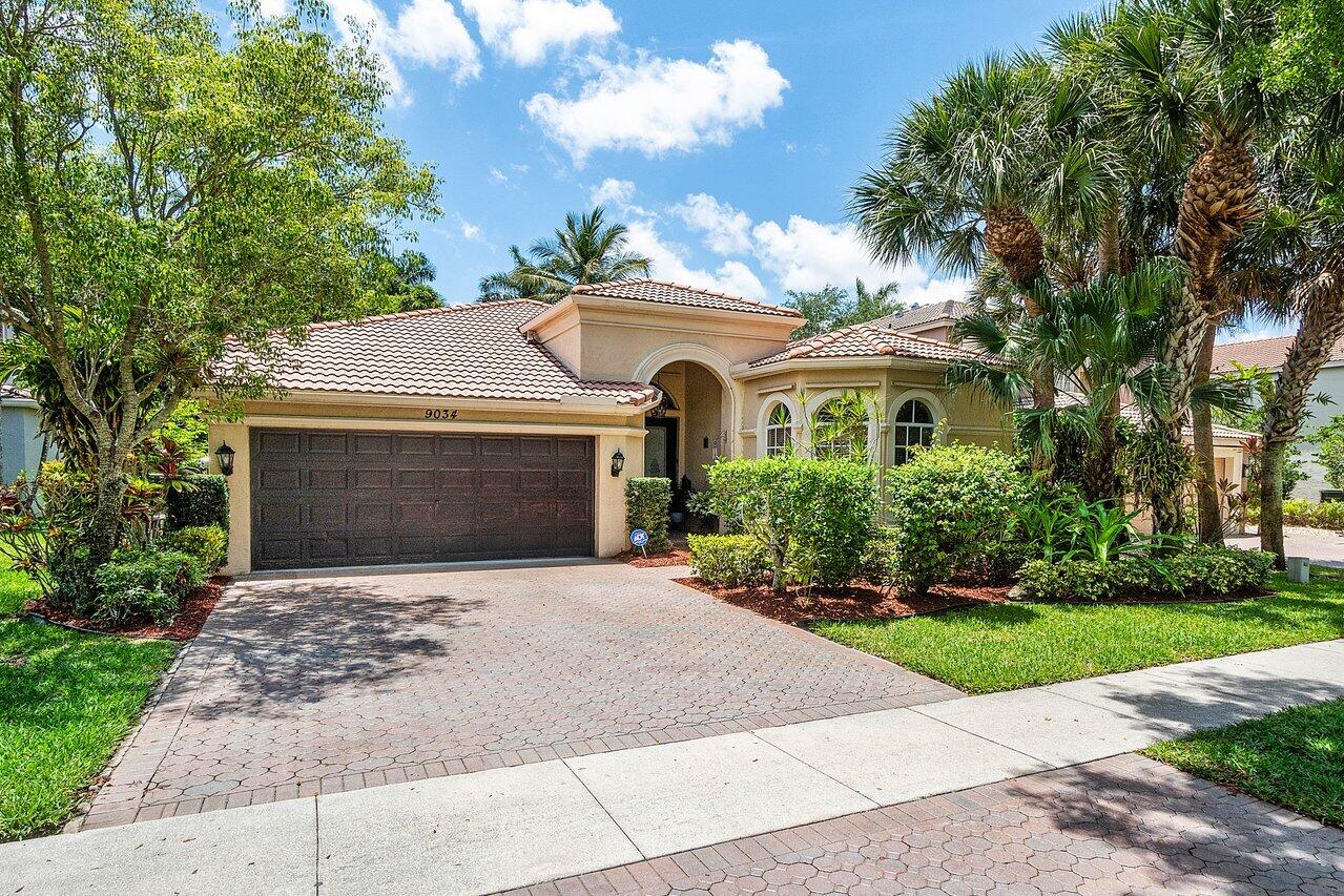 9034 Alexandra Circle Wellington, FL 33414 - Photo 3 of 39 003-9034AlexandraCircle-Wellington-FL-33
