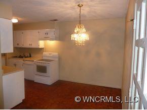 307 Shepard Square Brevard, NC 28712 - Photo 4 of 12 Gallery Image 4