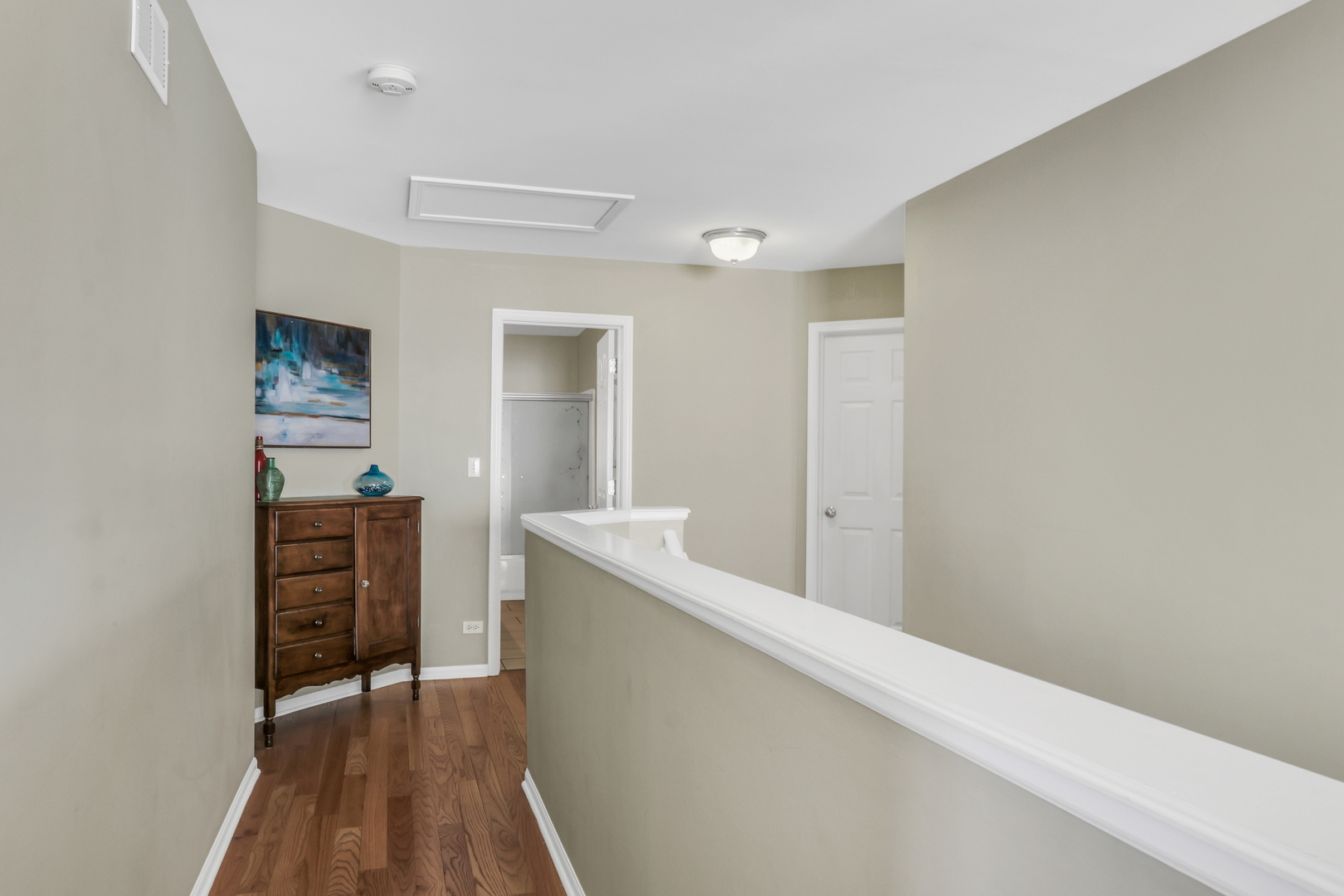 1135 Hadley Circle Gurnee, IL 60031 - Photo 38 of 60 a view of hallway with wooden floor