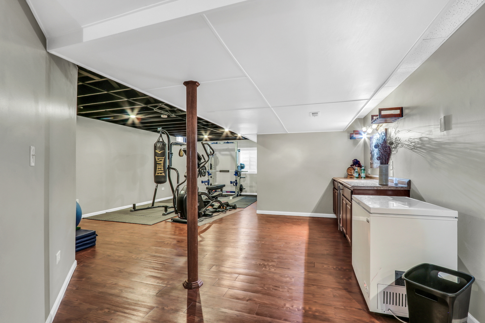 1135 Hadley Circle Gurnee, IL 60031 - Photo 47 of 60 a view of a storage & utility room