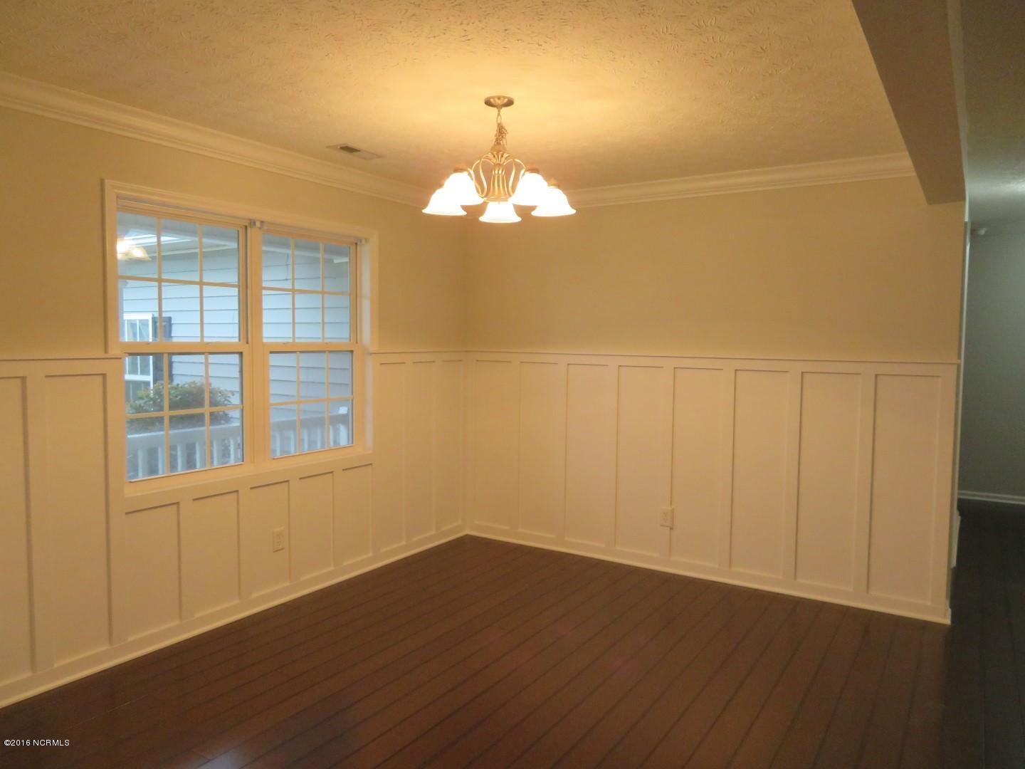 103 Conner Grant Road New Bern, NC 28562 - Photo 5 of 41 Formal Dining Room