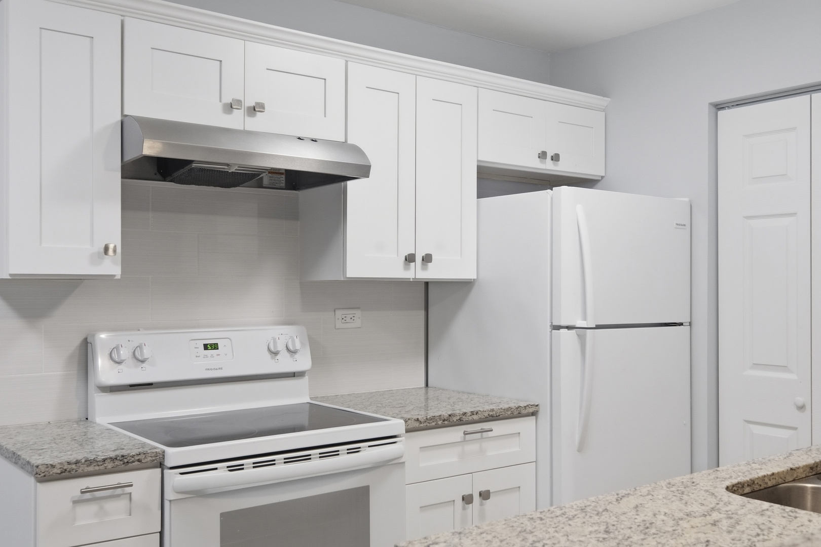 621 South Virginia Road, Unit 107 Crystal Lake, IL 60014 - Photo 11 of 24