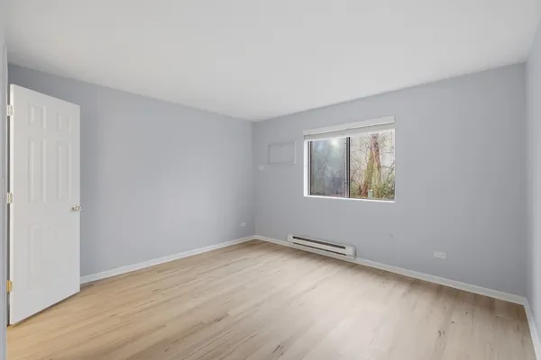 $150,000 | 621 South Virginia Road, Unit 107, Crystal Lake, IL 60014
