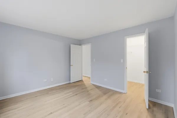 $150,000 | 621 South Virginia Road, Unit 107, Crystal Lake, IL 60014