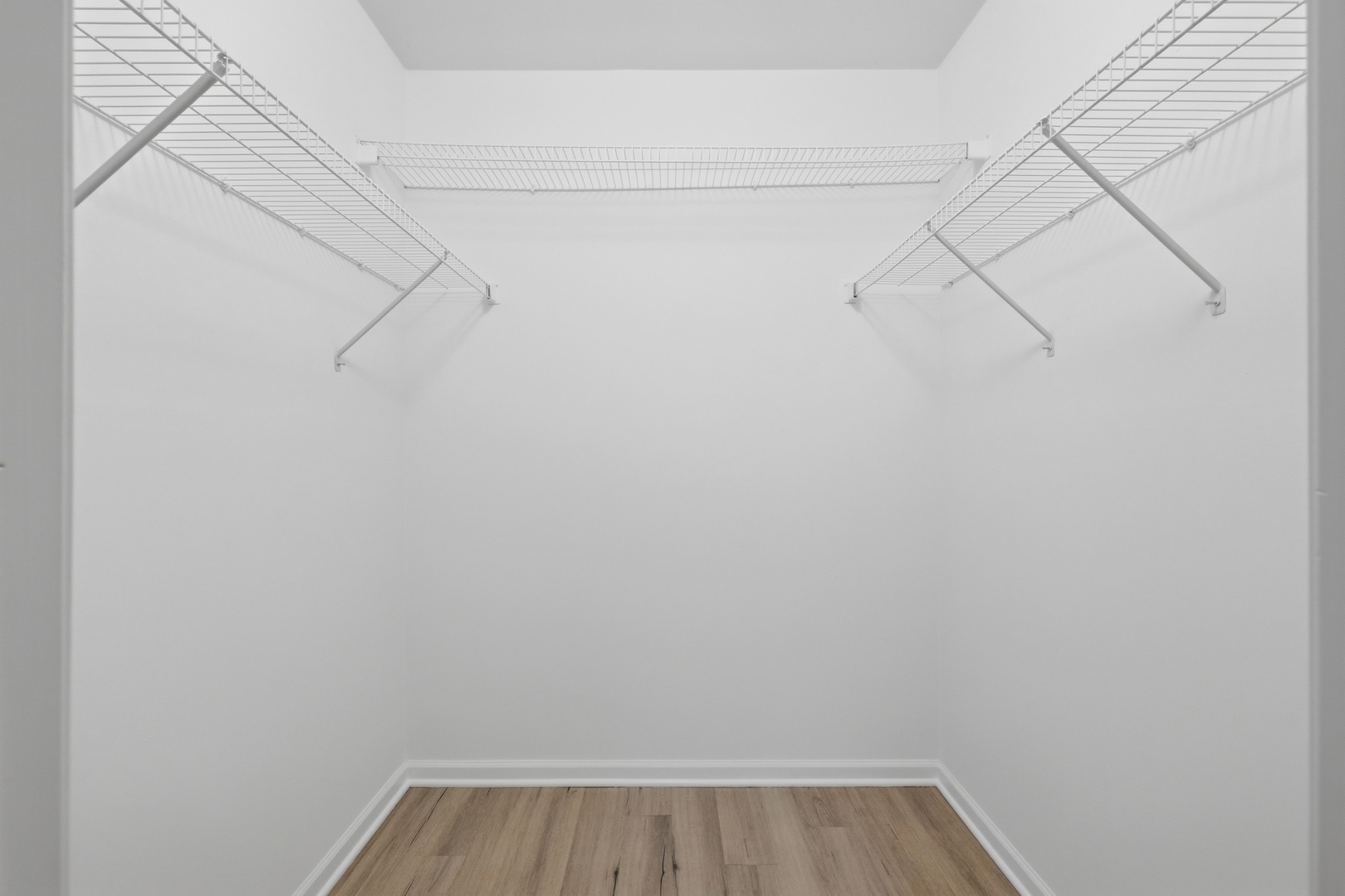 621 South Virginia Road, Unit 107 Crystal Lake, IL 60014 - Photo 16 of 24