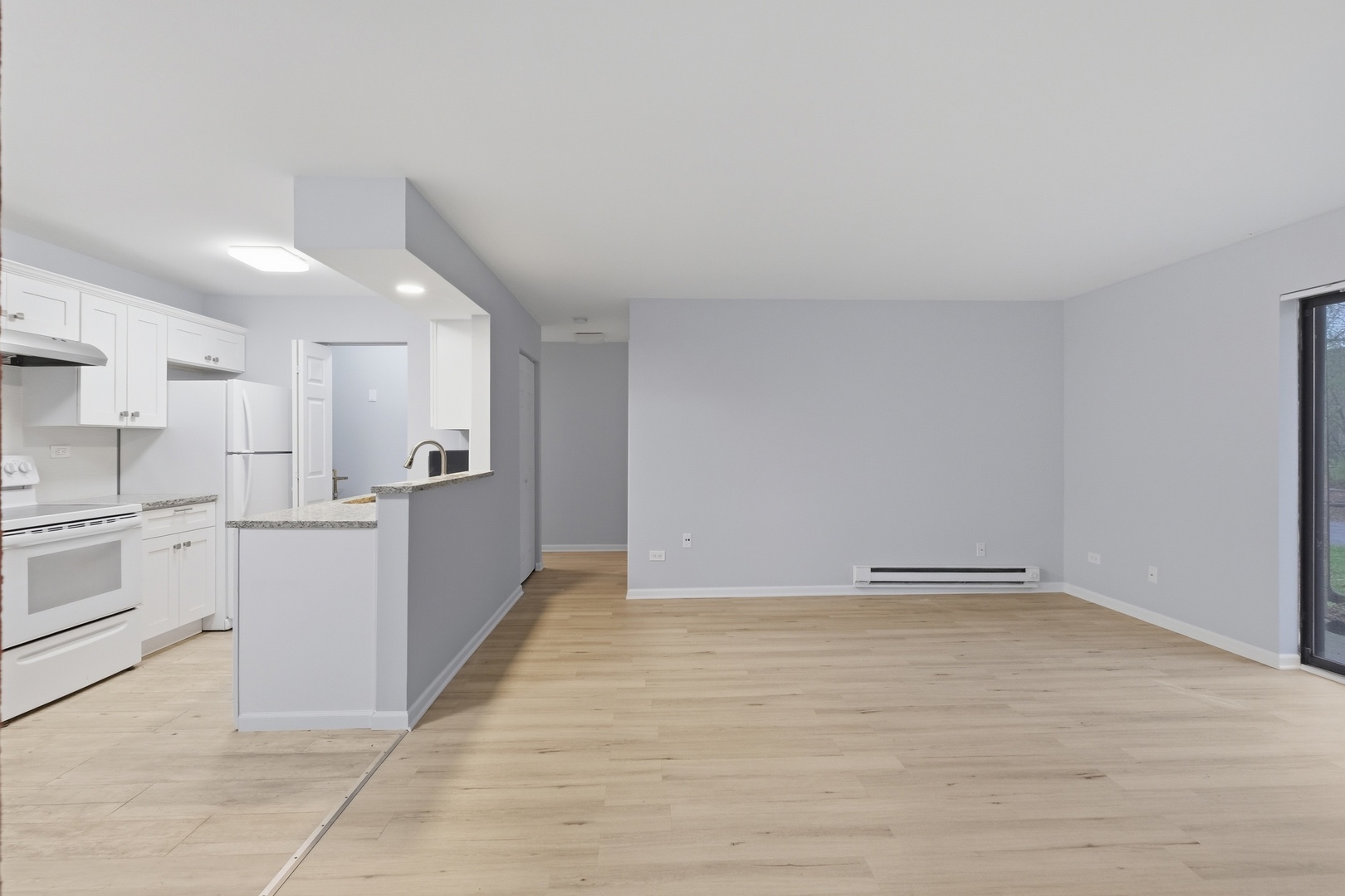 621 South Virginia Road, Unit 107 Crystal Lake, IL 60014 - Photo 3 of 24