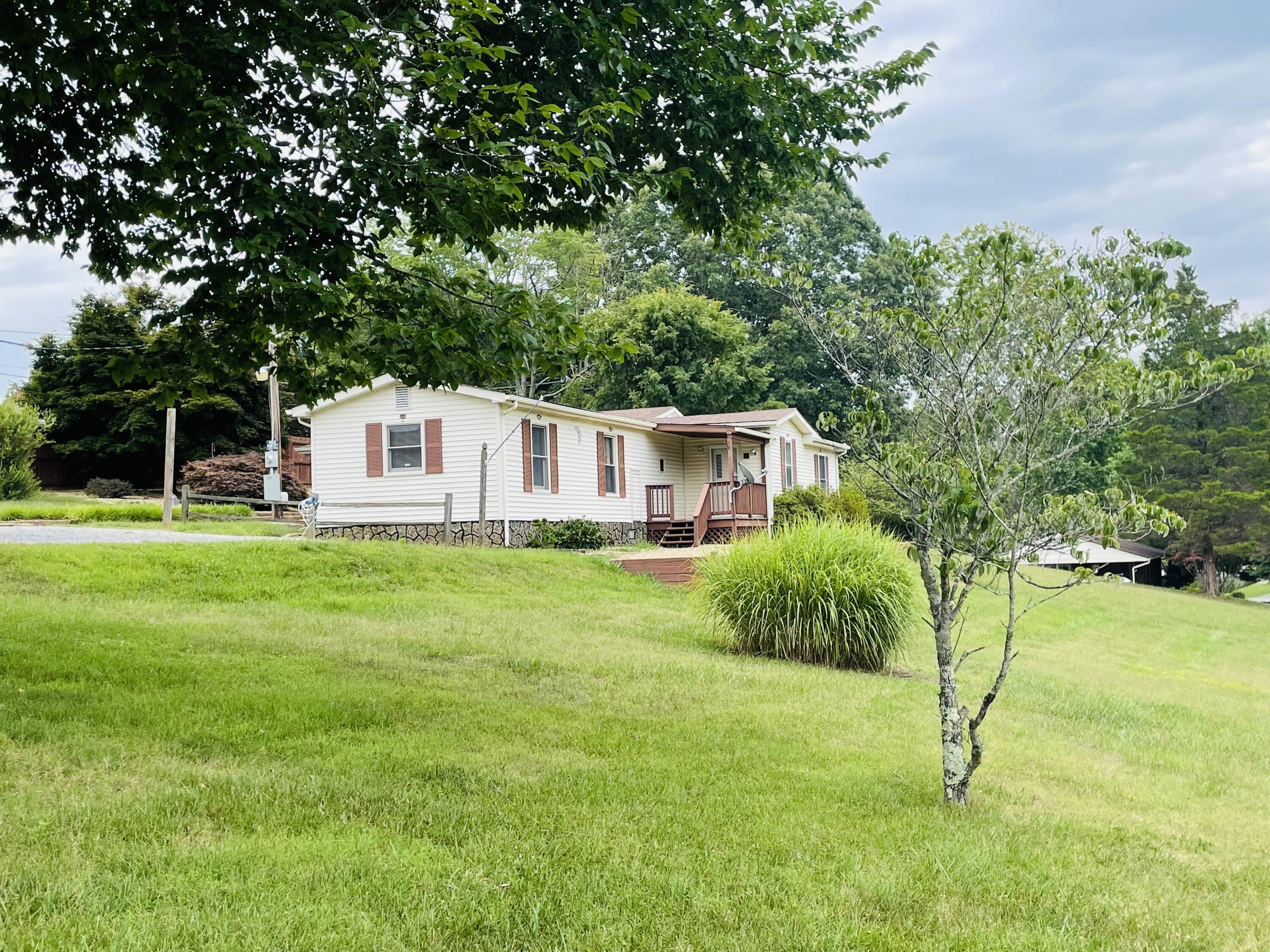 1035 Oyler Road Hardy, VA 24101 - Photo 51 of 70 Large yard Oyler