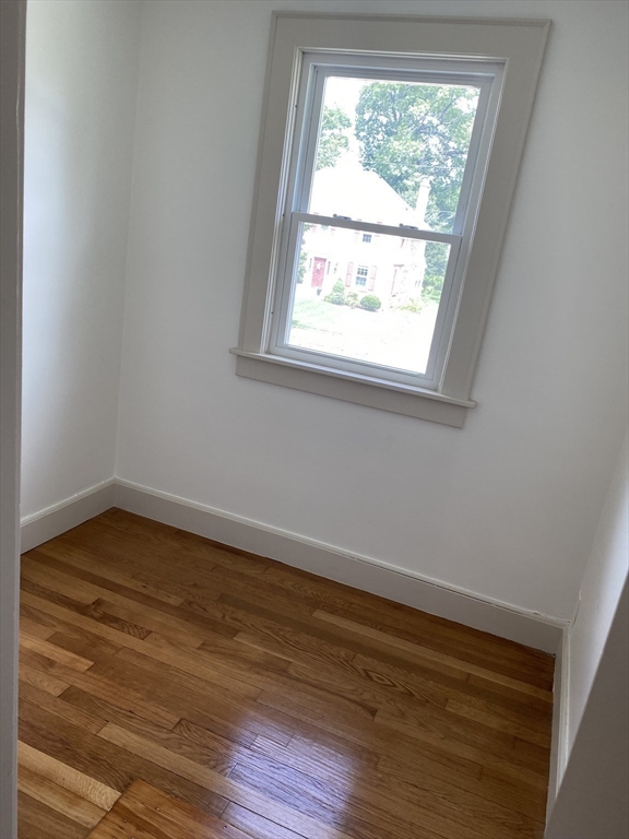 60 Rencelau Street Springfield, MA 01118 - Photo 21 of 30
