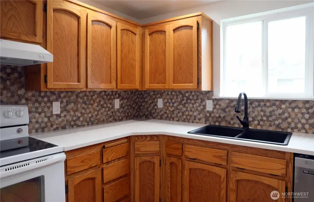 $495,000 | 1226 South Dewey Drive, Coupeville, WA 98239