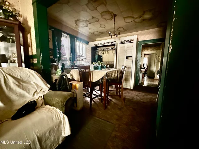 $49,760 | 513 South 5th Street, McComb, MS 39648